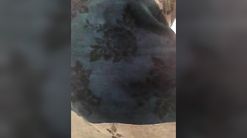 Desi Chick Abroad Shows Off Her Pussy in Self-Shot Video