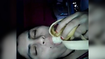 Muslim Village Aunty Jacks Off With Juicy Ripe Banana