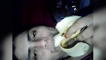 Muslim Village Aunty Jacks Off With Juicy Ripe Banana