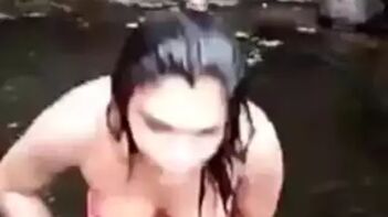 MILF Rides Dick Like a Pro, Sucking and Fucking Her Way to Orgasm Heaven, Damn!
