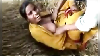 Tamil Aunty’s Curvy Ass Gets Explored By Lover In Dirty Garage Session
