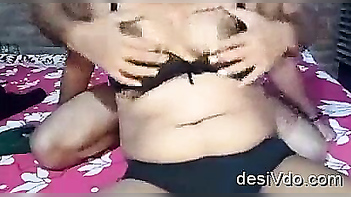 Big-Titted Bhabhi Sandy Rajput in Raw Homemade MMS Action