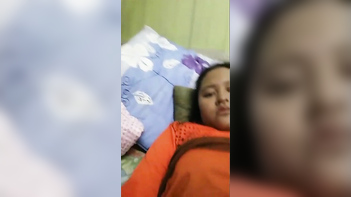 Nepali Aunty with a Juicy, Big Pussy fucks Hard and Cums Loud - New Release