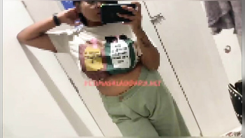 Pussy In An Oasi Das Selfie Video Making Session With A Horny Babe