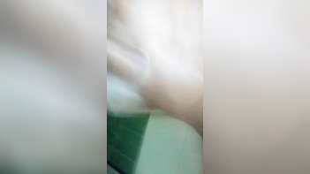 Tamil Aunty Gets Soaked and So Sexy While Bathing