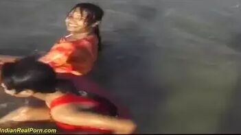 Desi Beach Action With Mind-Blowing Happy Ending