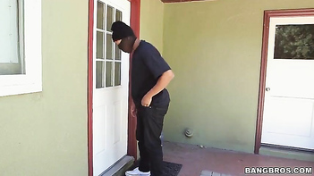 Teen Slut Elsa Jean Catches Black Robber, Gets Fucked Hardcore in XXX Action Right Fucking Now