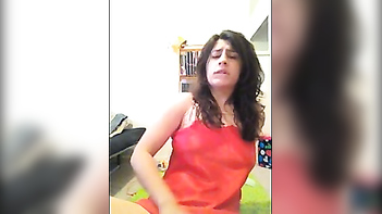 Desi Chick Masturbates On Cam For The First Damn Time, Sexy As Hell