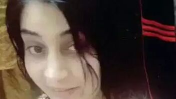 Pakistani Chick Masturbating In A Steamy Selfie Fingering Fest