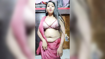 Bitch Dances On Cam, Sexy As Hell, Perving Out With Her Tight Pussy