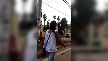 Desi Babe Publicly Flashes Her Juicy Ass and Vibrates Her Clit.