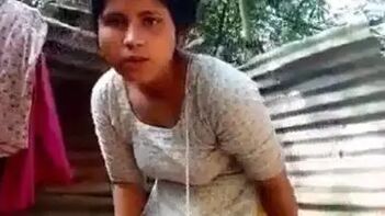 Bangladeshi Village Chick Stripping Down for a Nude Bathing Selfie Session