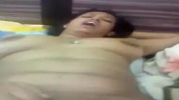 Mysore Bhabhi Gets Wild in Sensual Home Sex Session With Husband