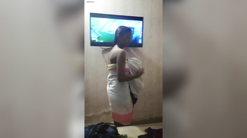Indian Chick Gets Wild in Leaked MMS, Sizzling Action Non-Stop