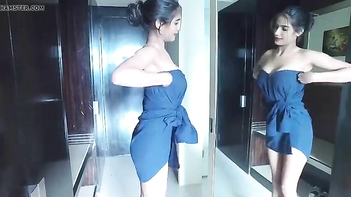 Babe Turns A Guy’s Shirt Into The Sexiest Fucking Costume Ever Seen, Damn!
