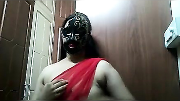 Indian Babe Squeezes Massive Tits, Rubs Nipples, Gets Tipped In XXX Show