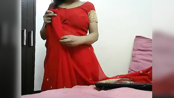 Chick Flaunts Her Juicy Tits and Pussy in Seductive Indian Sari XXX Scene