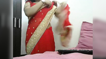 Chick Flaunts Her Juicy Tits and Pussy in Seductive Indian Sari XXX Scene