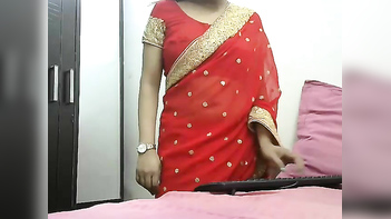 Chick Flaunts Her Juicy Tits and Pussy in Seductive Indian Sari XXX Scene