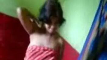 Desi Bengali Virgin Gets Pounded Hardcore By Her BF In Wild Homemade Sex Session