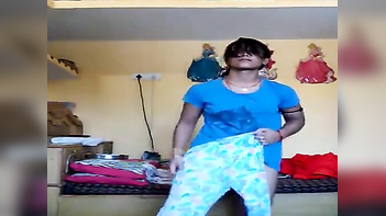 Desi Chick Gets Ready for Some Serious Pussy Wrecking Action Tonight