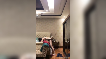 Desi Babe Nails Her Client in Hotel Room - Hardcore Sex Tape Caught on Camera