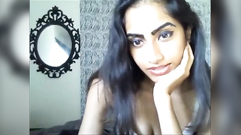 Desi Babe Strips Down to a Tiny-ass Xxx Bra on Cam