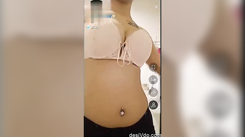 Paki Bhabi Cams Leaking Cum in the Fucking Bathroom