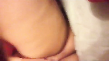 NRI Bhabhi Pounding Herself With a Dildo While Texting Her Boyfriend