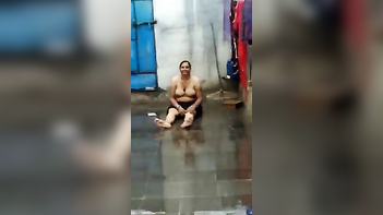 Desi Babe Lets Cam Follow Her Wild Naked Sex Walk Through The House