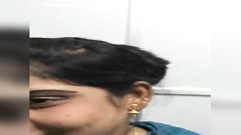 Horny Indian Slut Gets Filthy as Friend Videotapes Her Saggy Tits Under Sari.