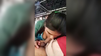 Desi Chick Sucking Her Husband’s Dick Like a Pro, Damn That Pussy Is Tight