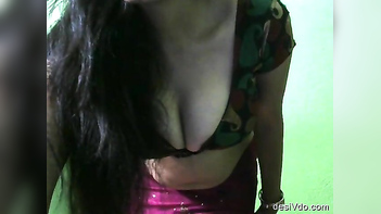 Bhabhi Shows Off Her Juicy Tits and Seductive Moves in Erotic Dance