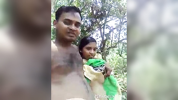 Bihari Village Couple Getting Wild Outdoors Like Fucking Animals