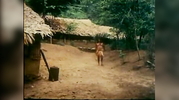 Desi Babe Shows Off Her Juicy Ass and Masturbates with a Vibrator in Public