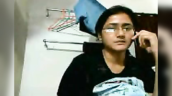 Noida Babe Rashmie Nails It in Bra Movie Scene