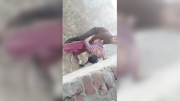 Indian Randi Gets Pounded Outside Like a Fucking Animal