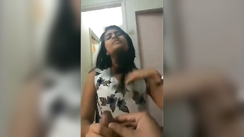 Teen Indian Slut Sucks Her Lover’s Dick With Filthy Passion And Skill