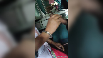 Desi Bhabhi Sucks Dick Deep While Hubby’s Away