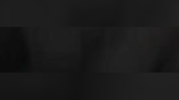 Desi Slut Shows Off Her Juicy Pussy, Masturbates Like a Fucking Pro On Camera