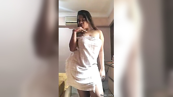 Desi Wife Shows Off Her XXX Melons Without a Fucking Shy Bone in Her Body
