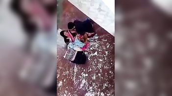 Mature Wife Gets Her Pussy Fingered Outdoors by Her Fucking Lover