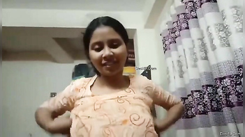 Indian Babe Strips Down While Boyfriend Filming, Fucking Amazing POV Action