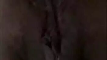 Desi Slut Teases Her Xxx Boyfriend in a Close-Up Teasing Video
