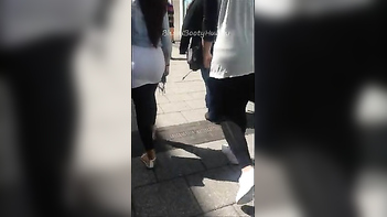 British Pakistani Booty Action Caught on Candid Camera