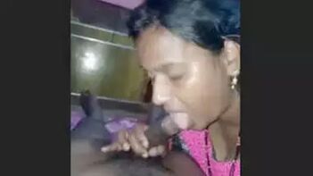 Desi Bhabhi Sucks Cock Like a Pro, Damn That Pussy Knows What It’s Doing