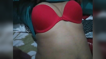 Desi Teen Strips Her Juicy Body Parts for XXX Pleasure Action
