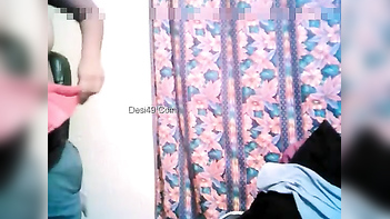 Husband Clueless His Indian Wife Sucks Dick In Global Porn Chats, Cheating Slut