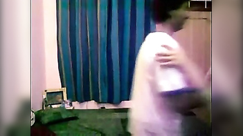 Mumbai Teen Slams Her BF With Wild, Dirty Foreplay In The Living Room