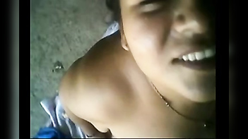 Indore Bhabhi's Mind-Blowing Blowjob: Get Ready for an Unforgettable Desi Sex Experience!